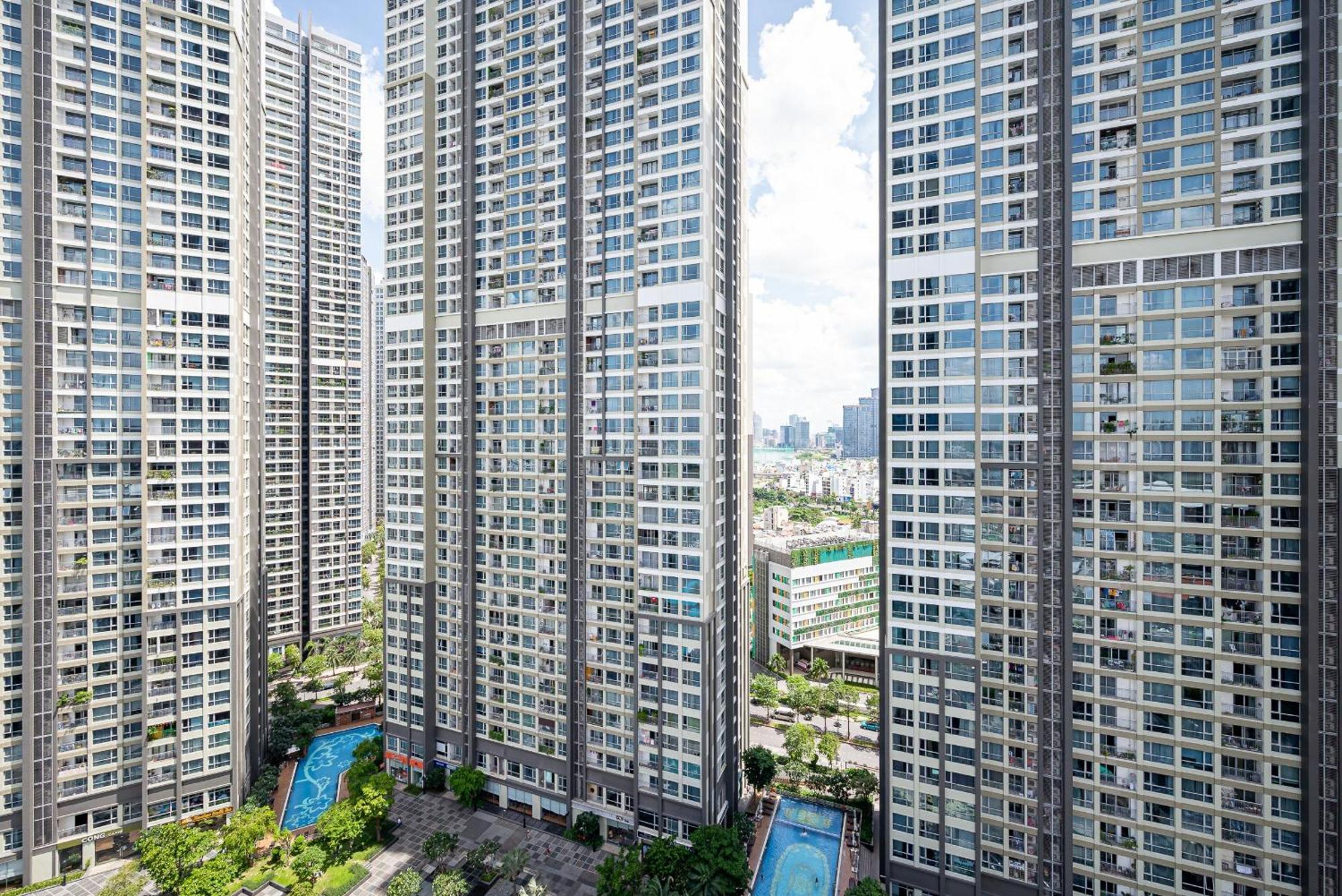 Urban Heights Rentals Landmark 81 Ho Chi Minh City Exterior photo