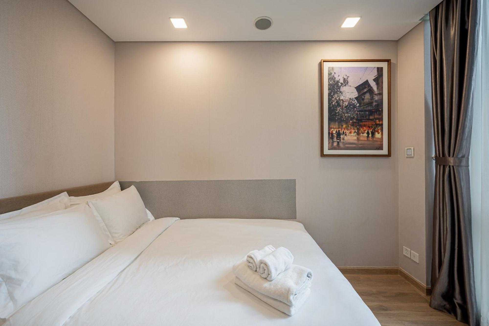 Urban Heights Rentals Landmark 81 Ho Chi Minh City Exterior photo
